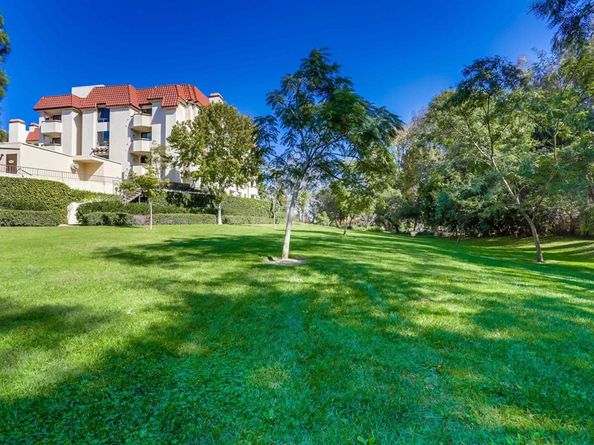 5875 Friars Apt 4404, San Diego CA 92110