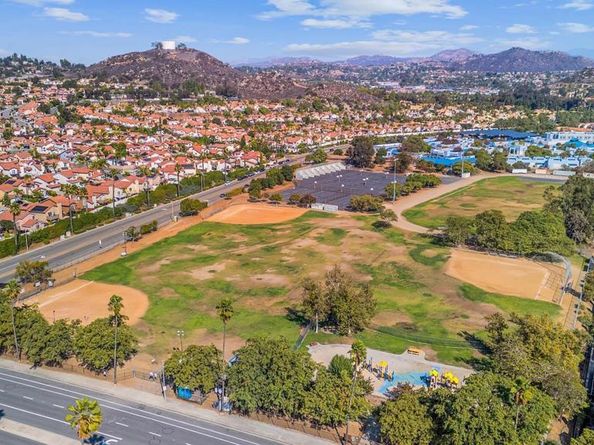 11362 Rancho San diego H, El Cajon CA 92019