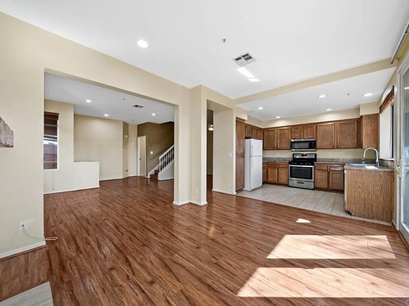 11362 Rancho San diego H, El Cajon CA 92019