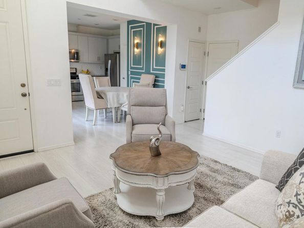 1320 Calle Sandcliff, San Diego CA 92154