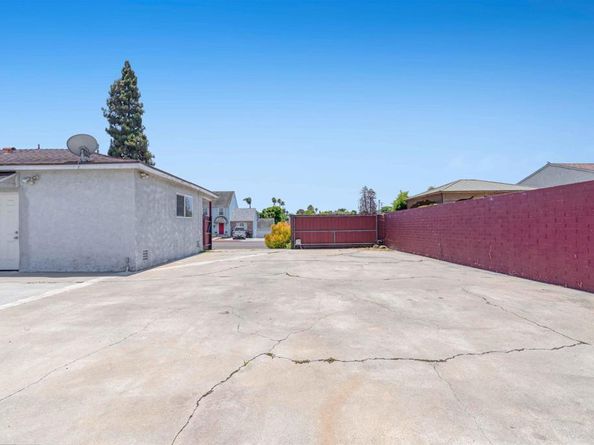 89 H Street, Chula Vista CA 91910