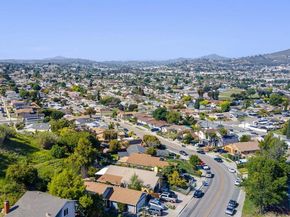 134 , 136, 138 Demona Pl, Spring Valley CA 91977