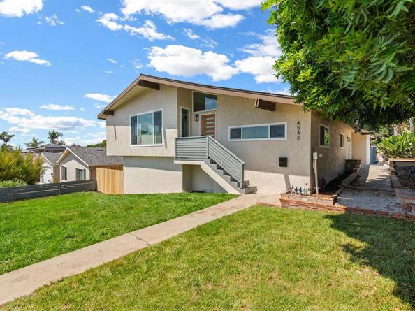 4542 Milton Street, San Diego CA 92110