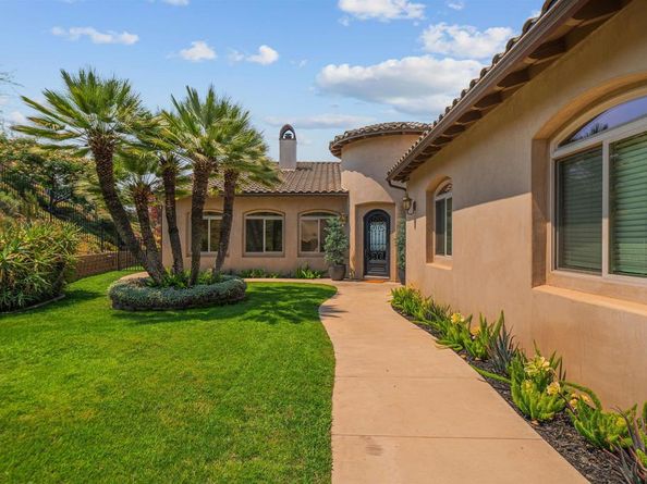 5102 Espinoza Road, El Cajon CA 92021