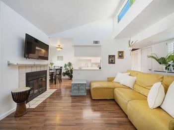 4479 Louisiana Street