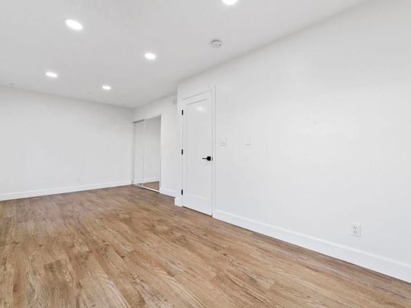 8324 Calle Calzada, San Diego CA 92126