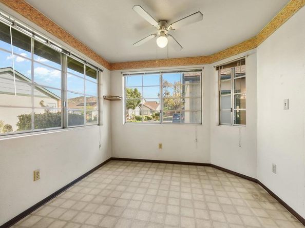 2469 Turnbridge, Escondido CA 92027