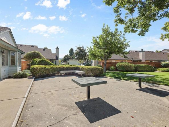 2469 Turnbridge, Escondido CA 92027