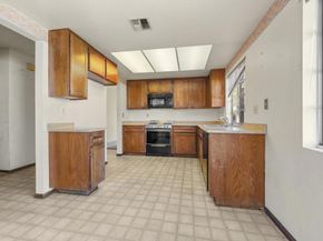 2469 Turnbridge, Escondido CA 92027