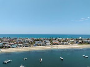 3366 Bayside Walk, San Diego CA 92109