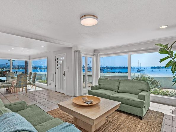 3366 Bayside Walk, San Diego CA 92109