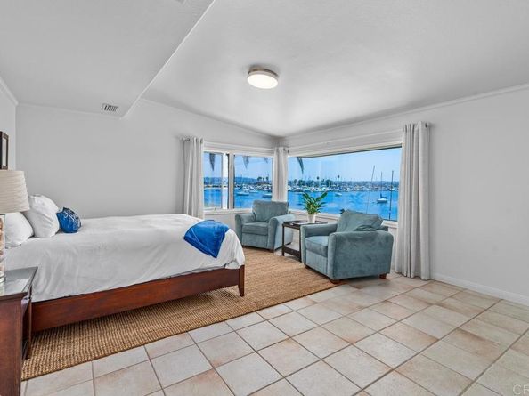 3366 Bayside Walk, San Diego CA 92109