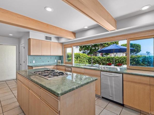 3366 Bayside Walk, San Diego CA 92109