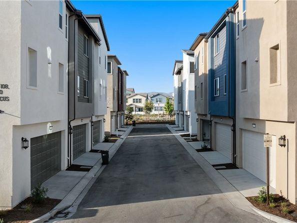 118 Abacus 118, Irvine CA 92618