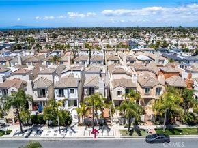 515 20th Street, Huntington Beach CA 92648