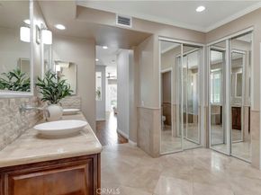 515 20th Street, Huntington Beach CA 92648