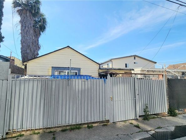 1230 N Saint Marys Court, Long Beach CA 90813