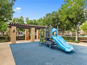 76 Trailing Vine, Irvine CA 92602