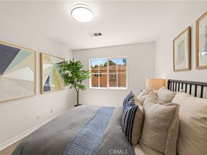 76 Trailing Vine, Irvine CA 92602