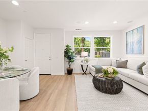 76 Trailing Vine, Irvine CA 92602