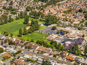 76 Trailing Vine, Irvine CA 92602