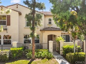 76 Trailing Vine, Irvine CA 92602