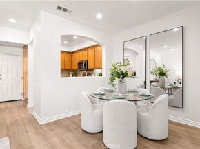 76 Trailing Vine, Irvine CA 92602