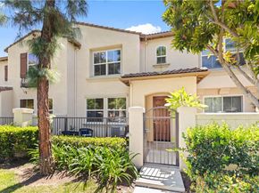 76 Trailing Vine, Irvine CA 92602