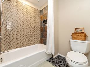 2605 Ladrillo Aisle, Irvine CA 92606