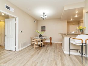 2605 Ladrillo Aisle, Irvine CA 92606