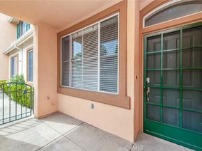 2605 Ladrillo Aisle, Irvine CA 92606