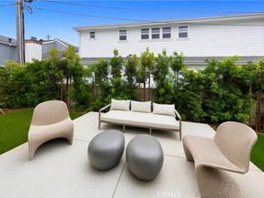 1594 Redlands Place, Costa Mesa CA 92627