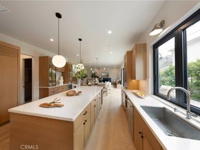 1594 Redlands Place, Costa Mesa CA 92627