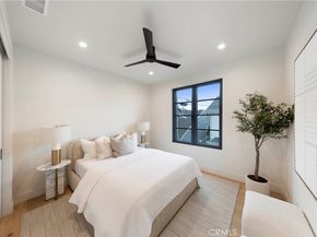 1594 Redlands Place, Costa Mesa CA 92627