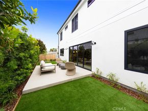 1594 Redlands Place, Costa Mesa CA 92627