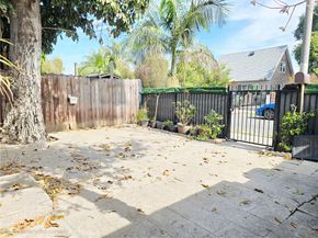 10529 Grape, Los Angeles CA 90002