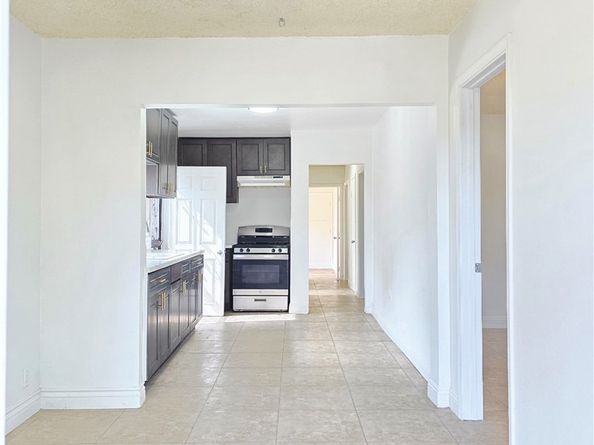 10529 Grape, Los Angeles CA 90002