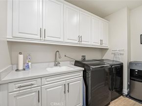 1161 Summit Oak, Lake Forest CA 92679