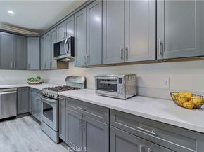 223 N. St. Andrews, Los Angeles CA 90004