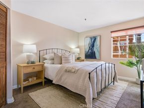409 Utica D34 D34, Huntington Beach CA 92648