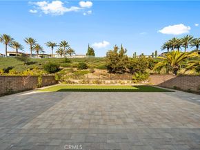 221 Clear Fls, Irvine CA 92602