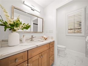 221 Clear Fls, Irvine CA 92602