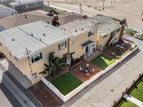 920 The Strand, Manhattan Beach CA 90266