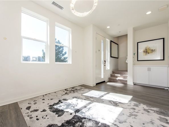 131 Mirth, Irvine CA 92618