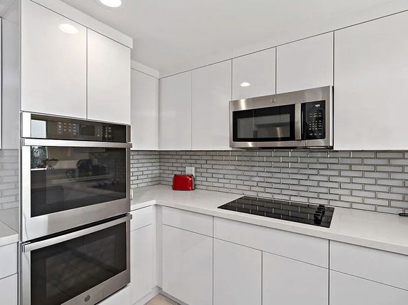 2160 Century Park E 905, Los Angeles CA 90067