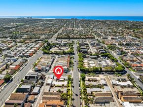 2006 California, Huntington Beach CA 92648