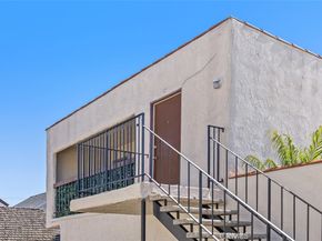 2006 California, Huntington Beach CA 92648