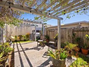 2006 California, Huntington Beach CA 92648