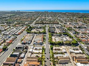 2006 California, Huntington Beach CA 92648