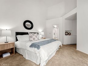 32 Lehigh Aisle, Irvine CA 92612